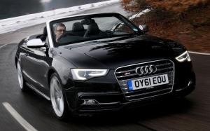 Audi S5 Cabriolet 2011 года (UK)